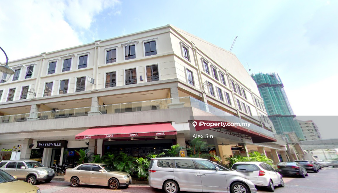 Plaza Damas, Hartamas Shopping Gallery