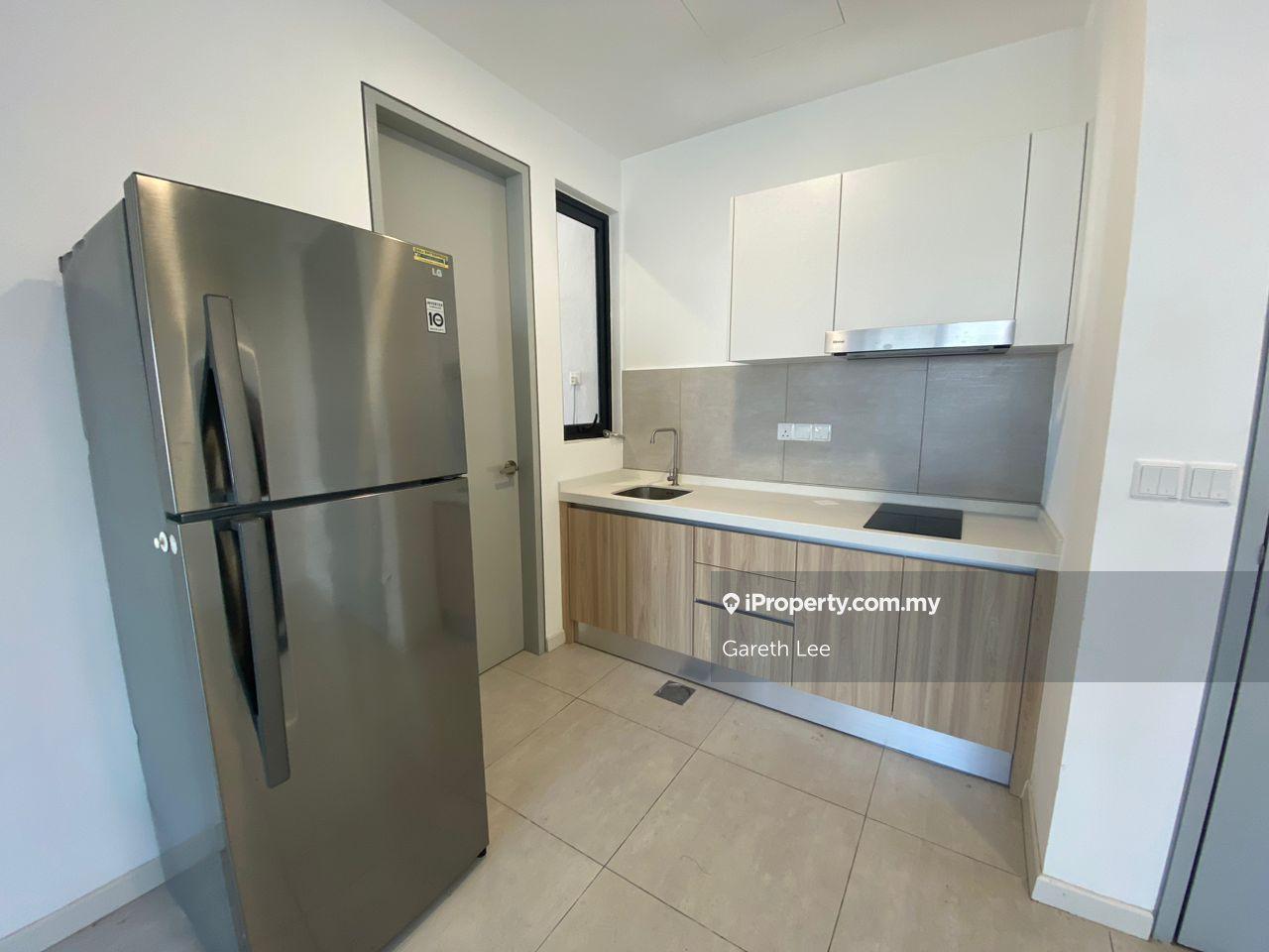 3 Bedroom Unit with fridge and washer