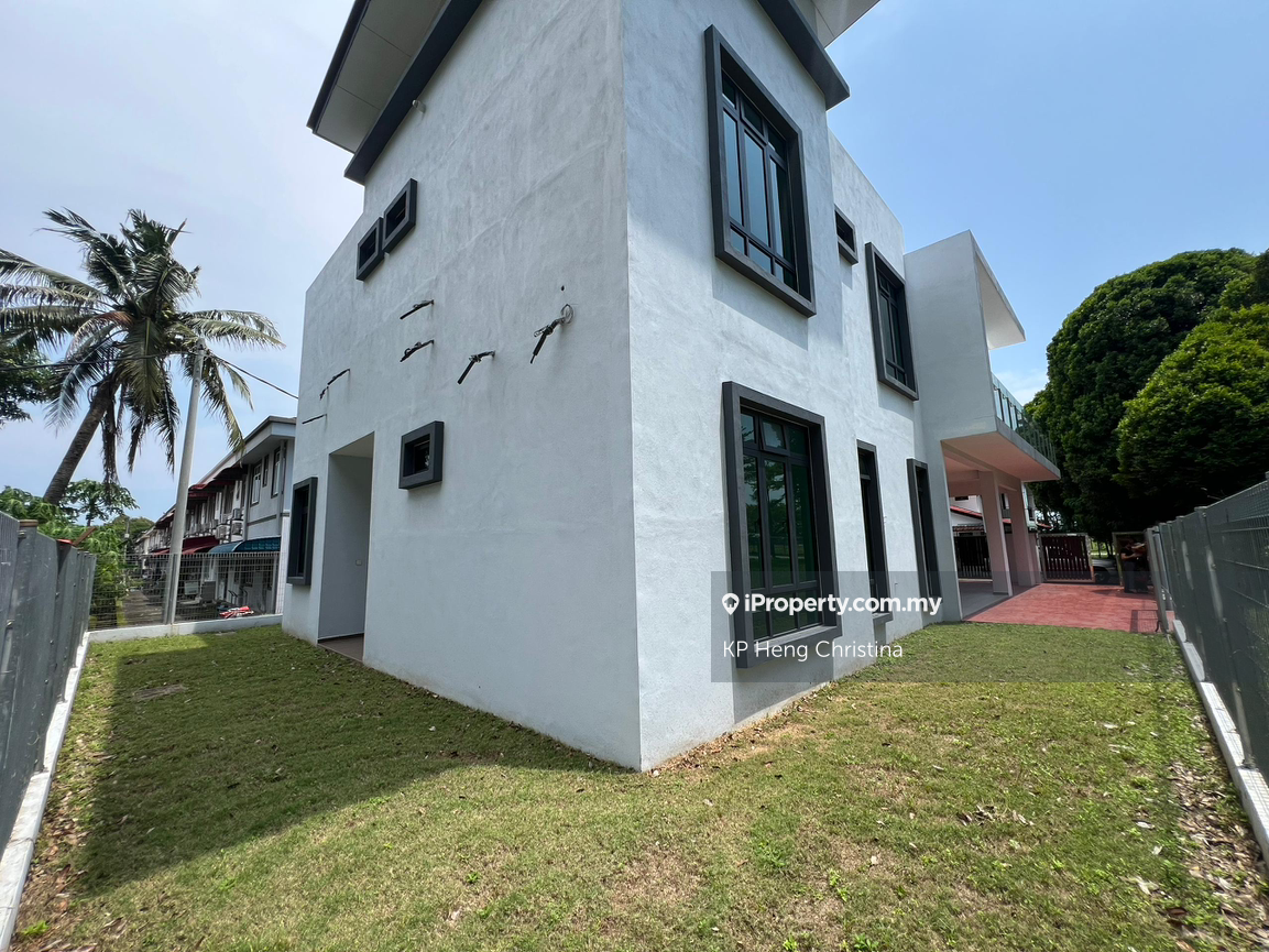 Melaka Batu Berendam , Bungalow for sale   