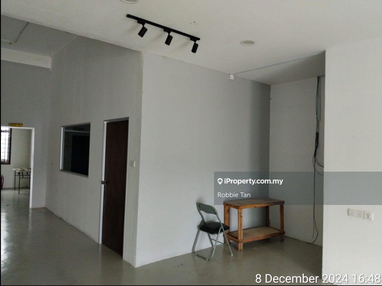 Pulai mutiara Shop For rent
