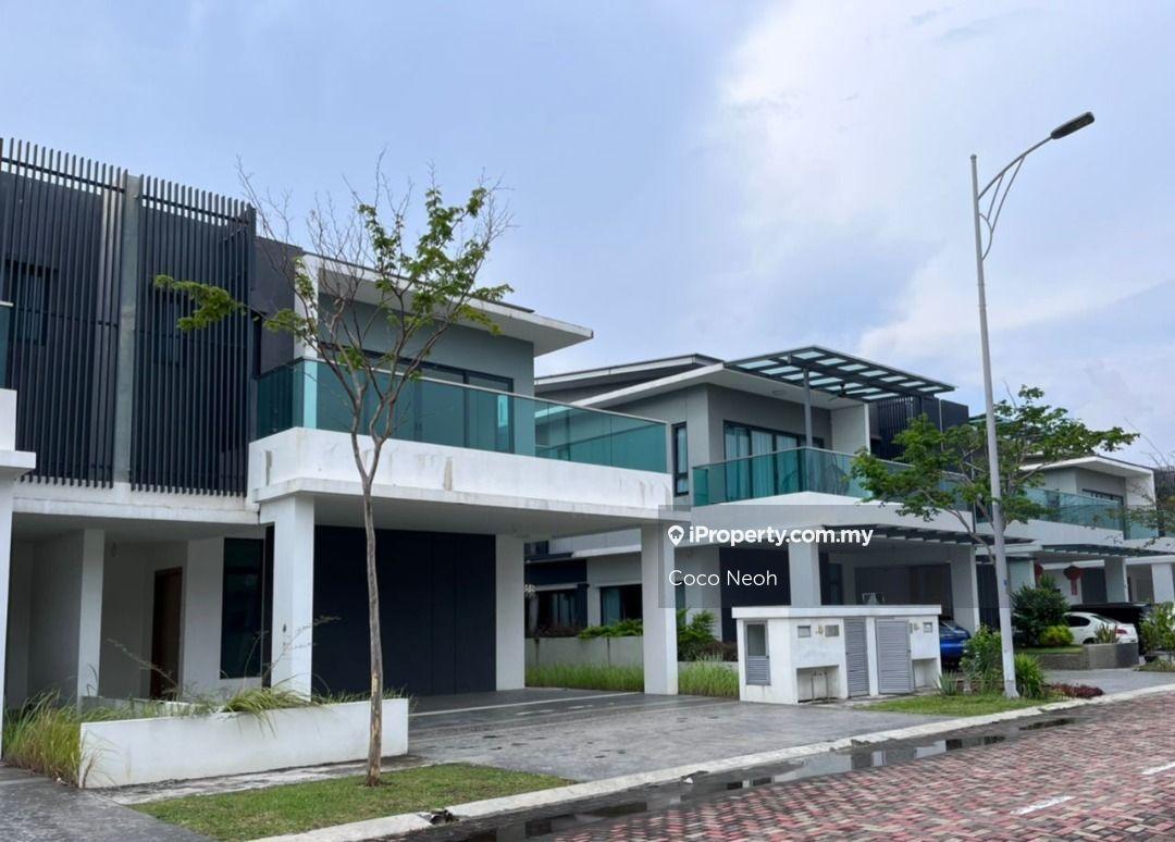 D'Island Residence Corallia, Puchong Semi D