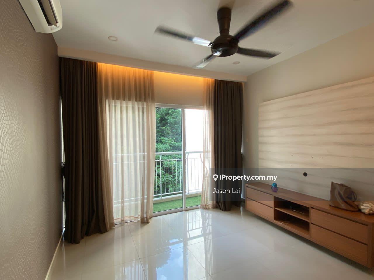 Metropolitan Square unit for sale!