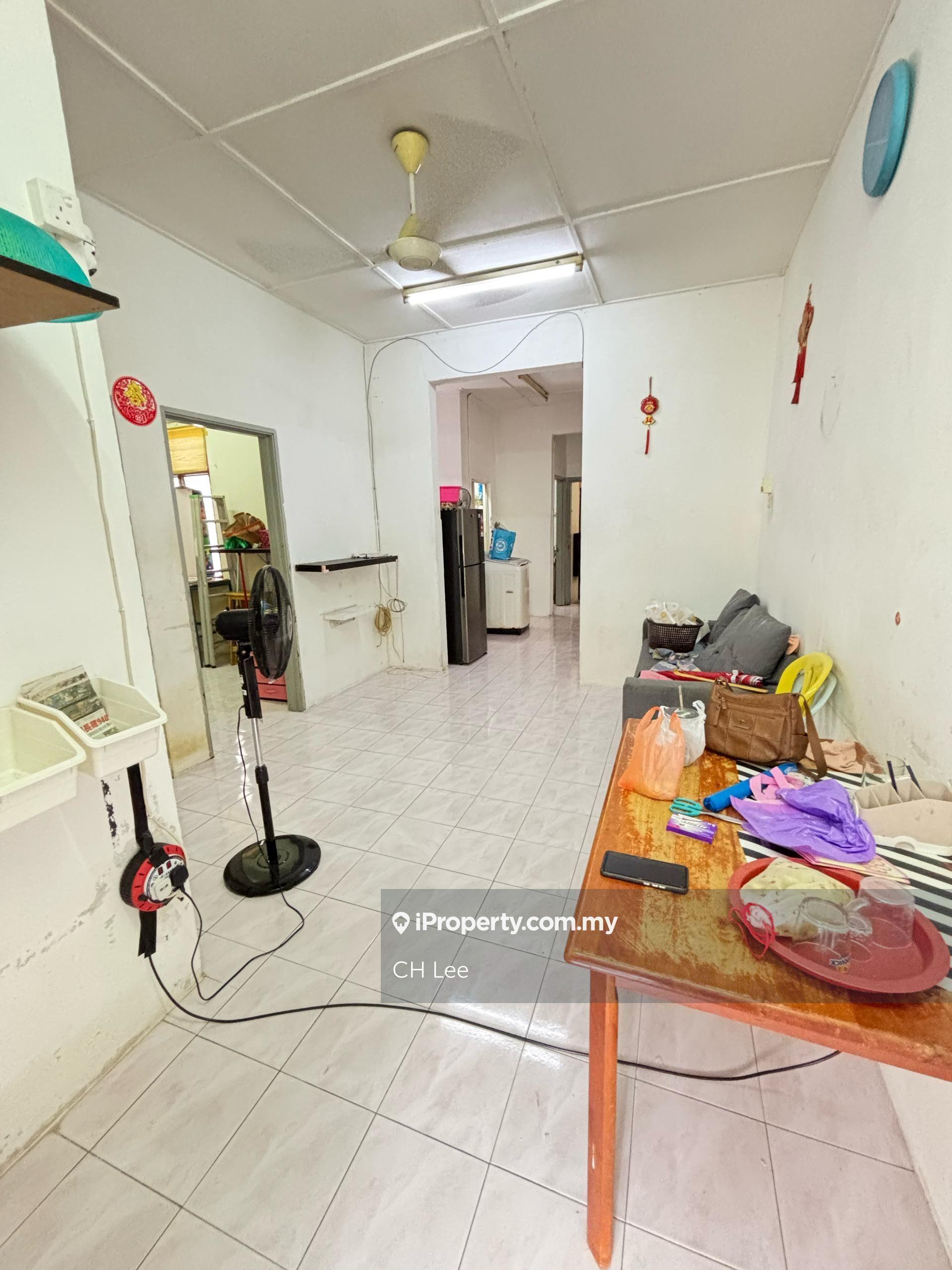 Shop Aparment Taman Orkid Cheras Batu 9 Freehold Walk up No Lift