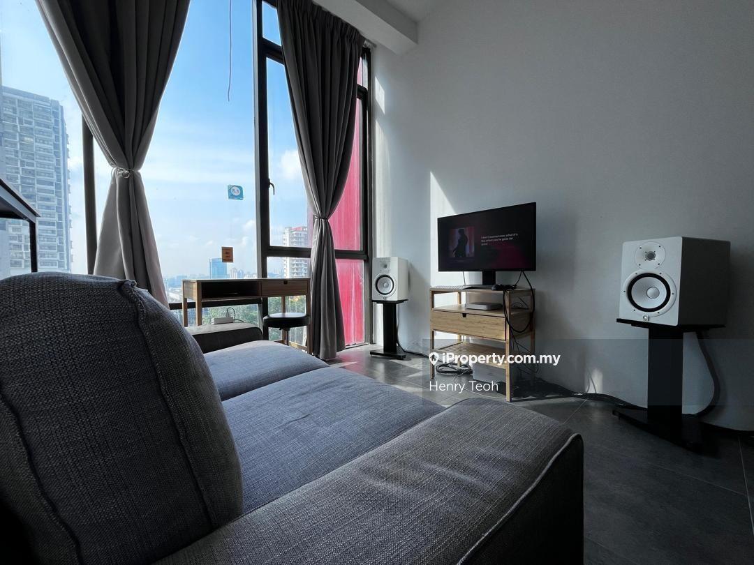 Fully Furnished Studio unit ( Actual Photo )