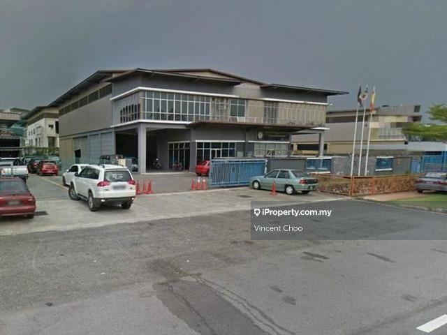 1.5 Storey Semi-D Factory for Sale at Kota Damansara