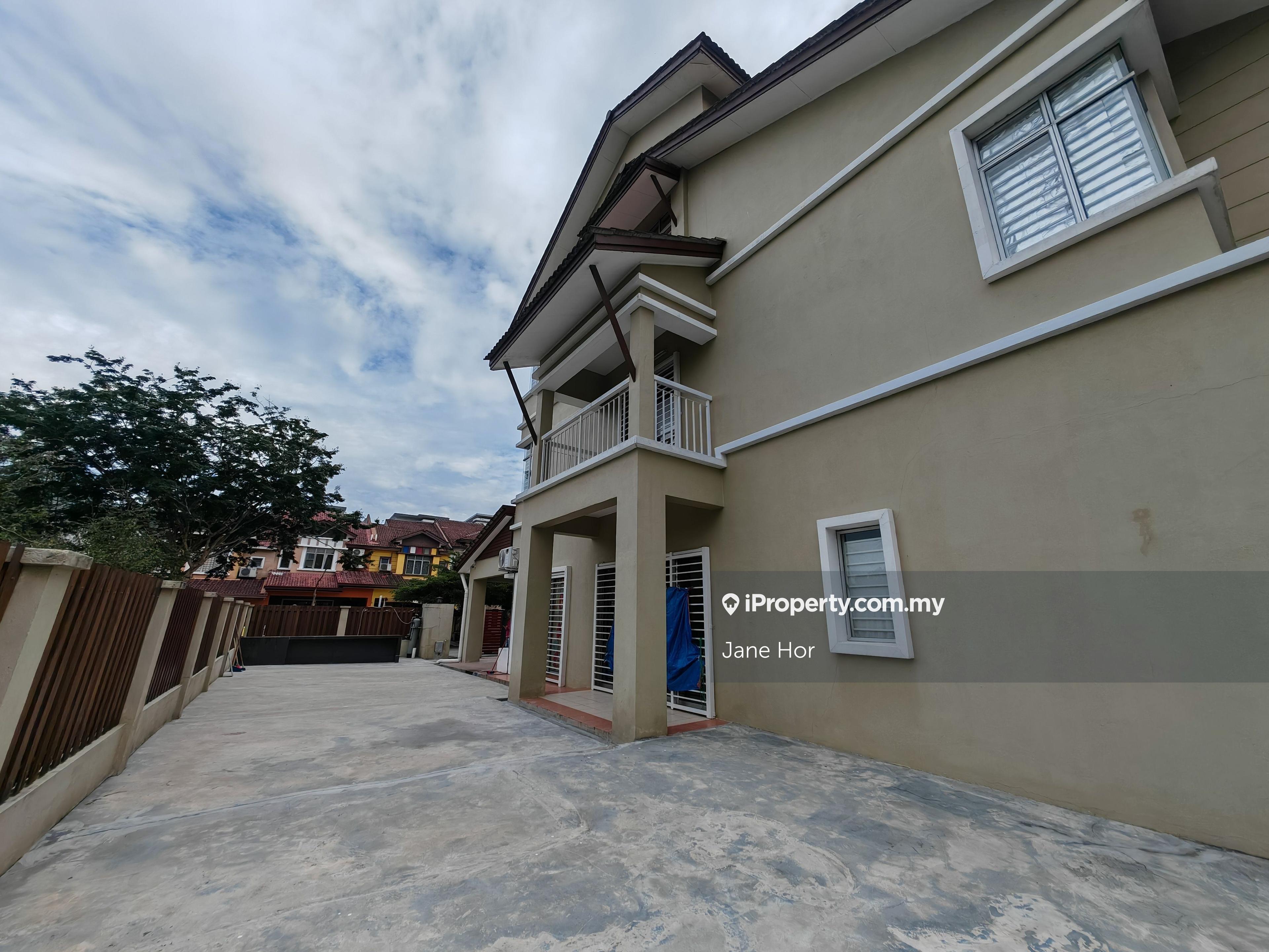 2sty terrace corner for sale Bukit Puchong 2 Puchong south