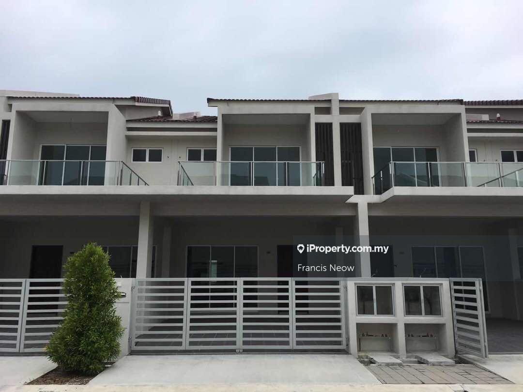 Terrace house for Sale