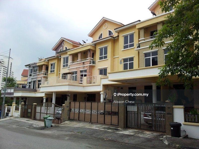 Three storey terrace , chee seng garden , 
