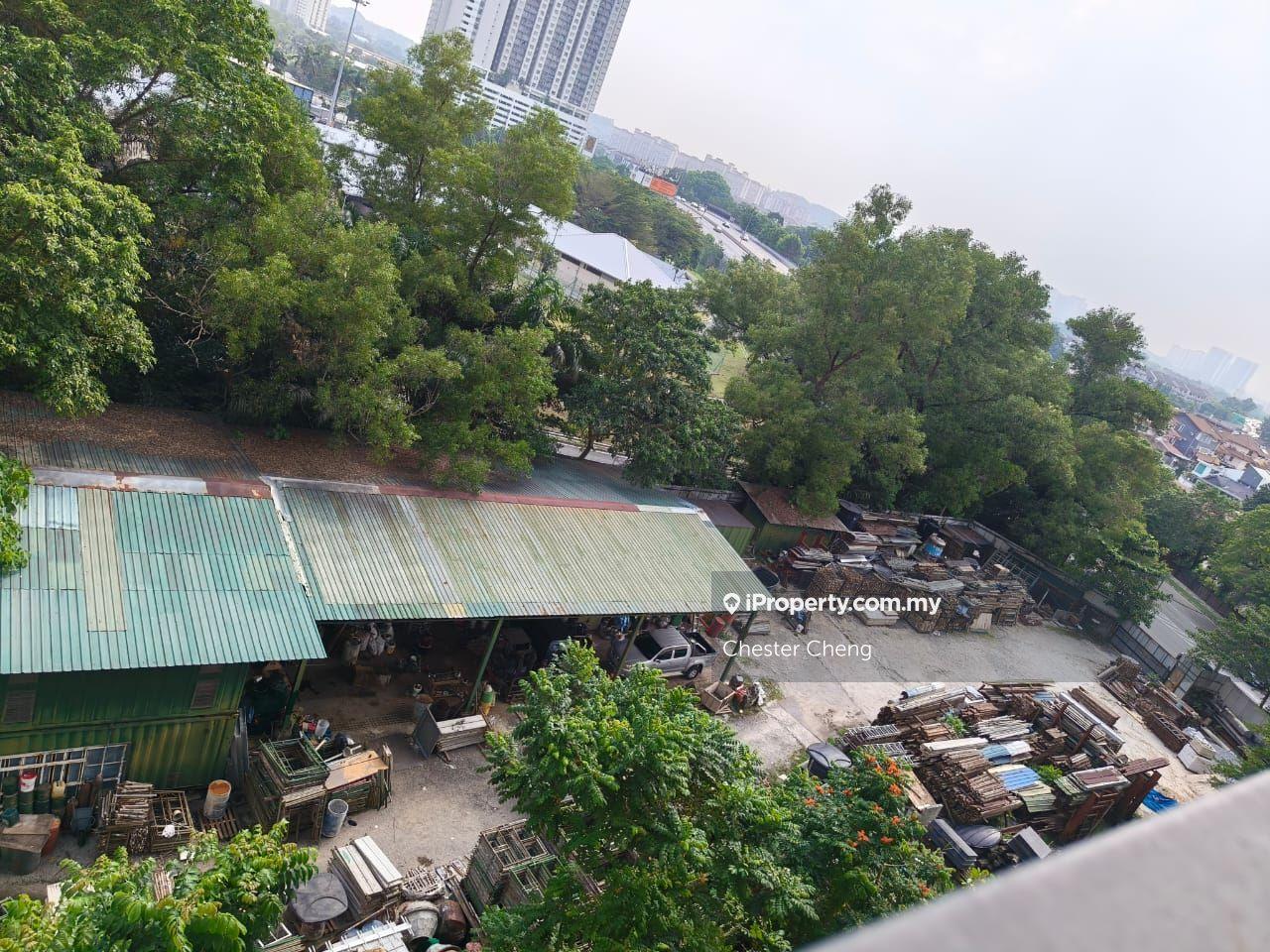 Facing Main Road, Great Value