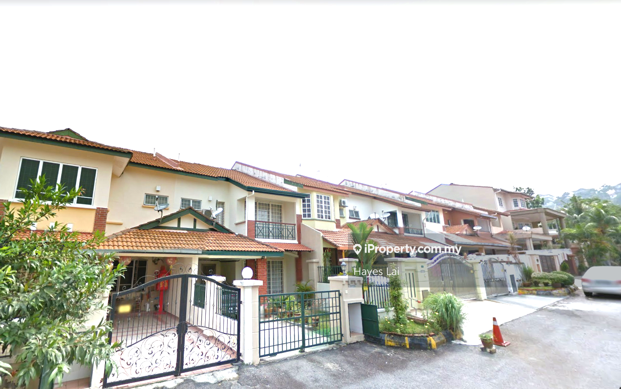 Terrace house for Sale