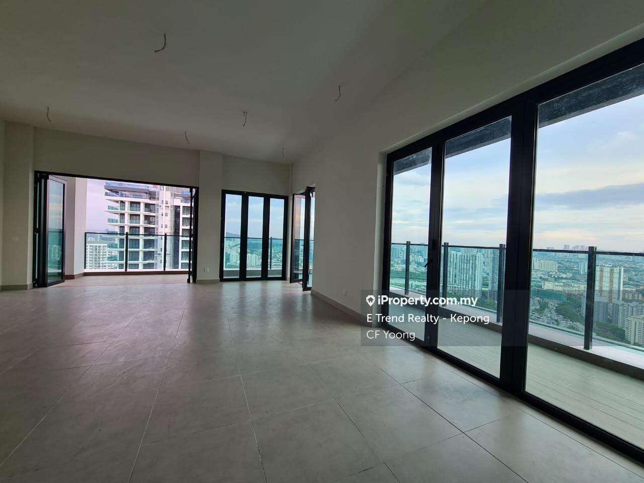 Ready for immediate move in, Largest 2319sft layout for Sale!