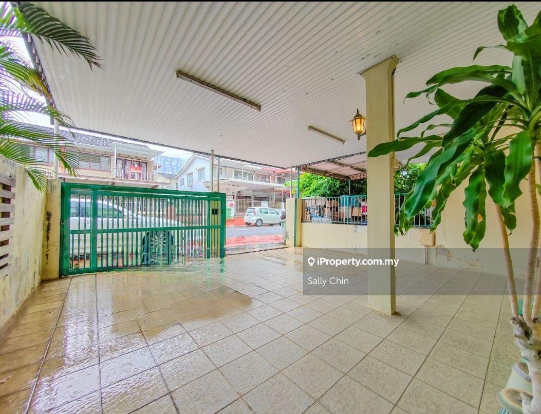 Landed 2 Storey Terrace Tanjung Bungah