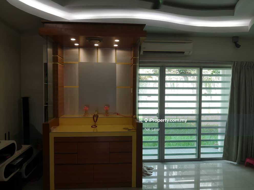 Duplex 2 level Townhouse for Sale