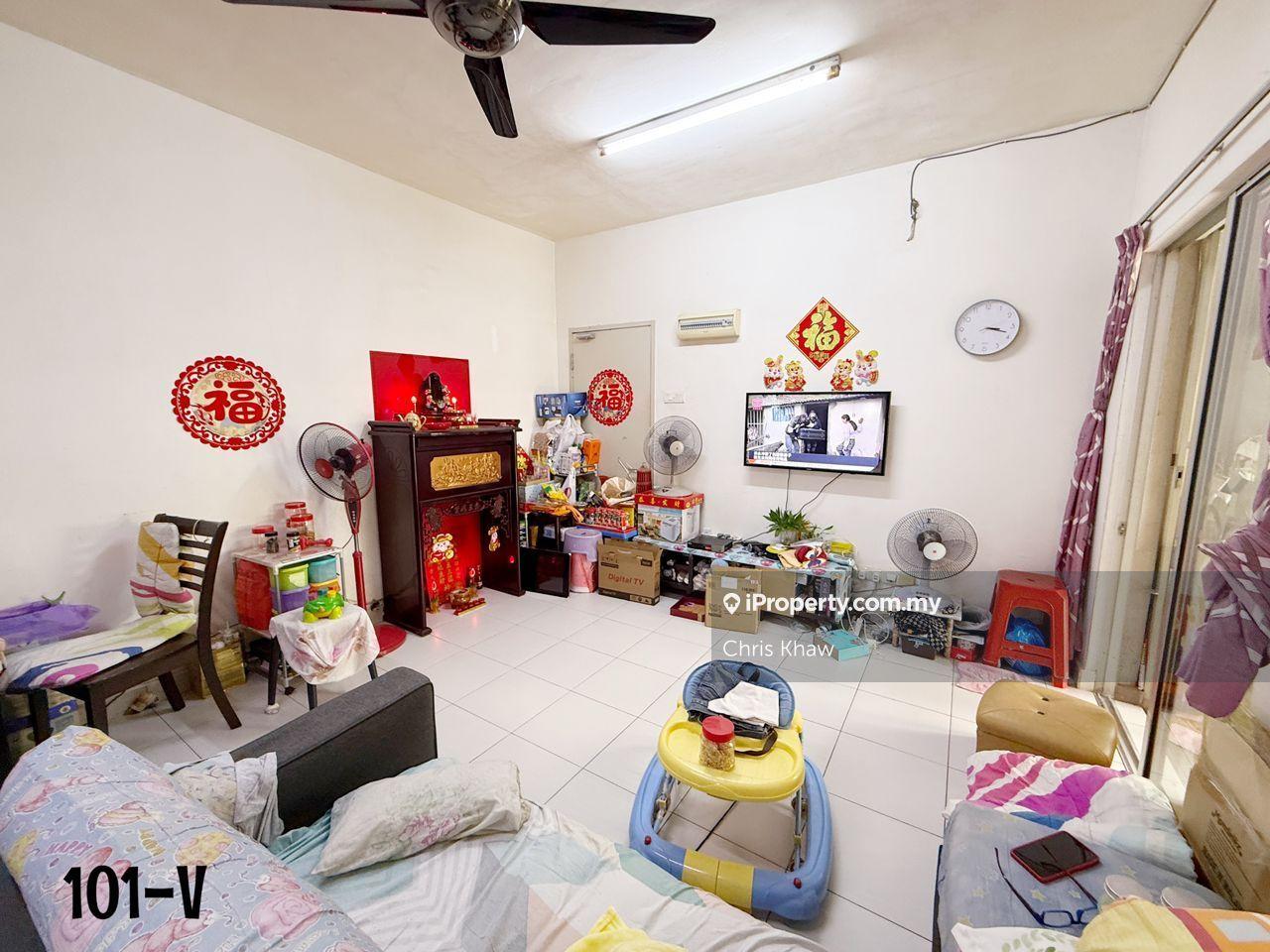 Akasia Apartment Bandar Botanic Klang (Ground Floor with Extra Land)