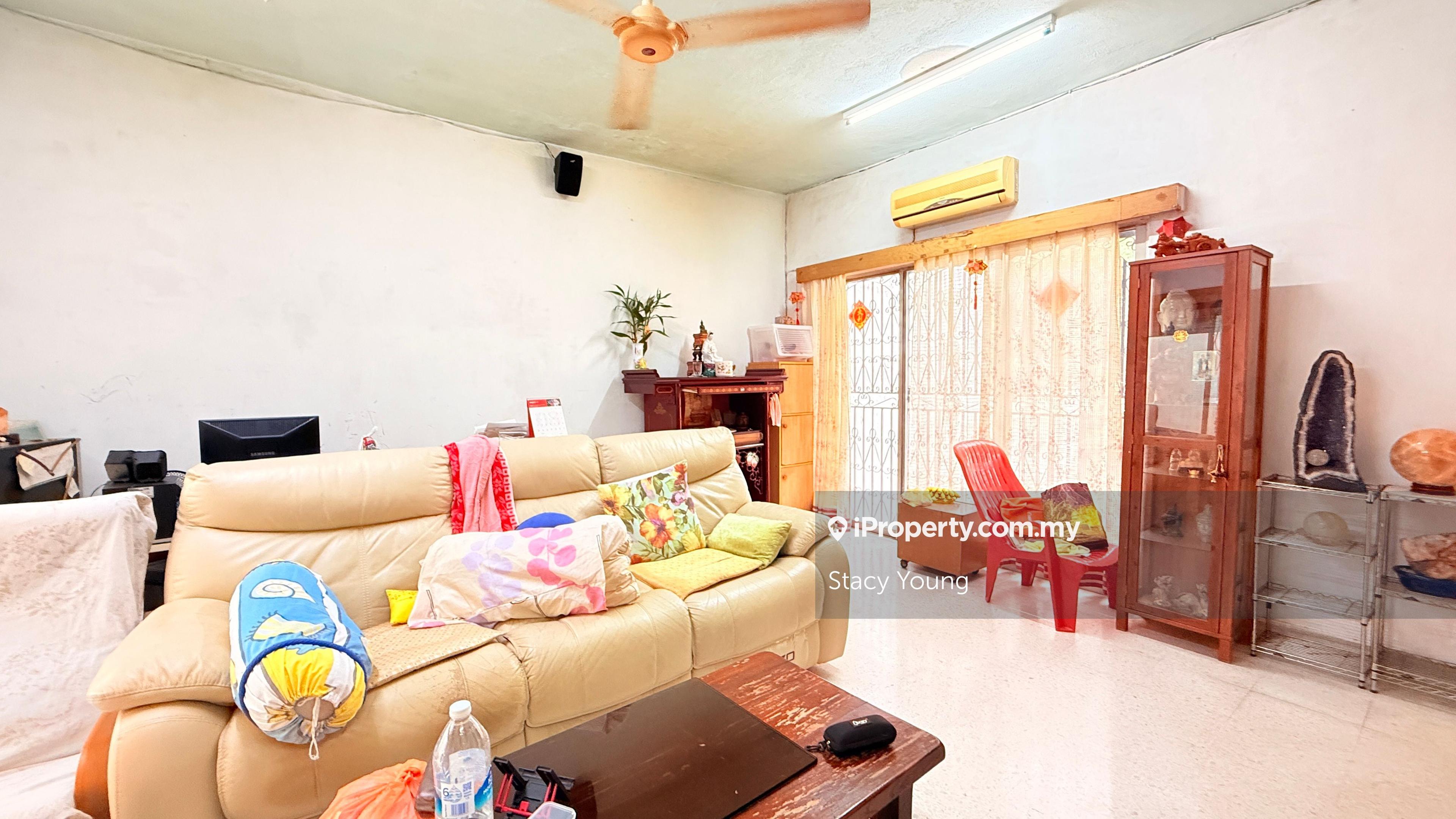 2 Storey Terrace House @ Taman Desa Aman Cheras 