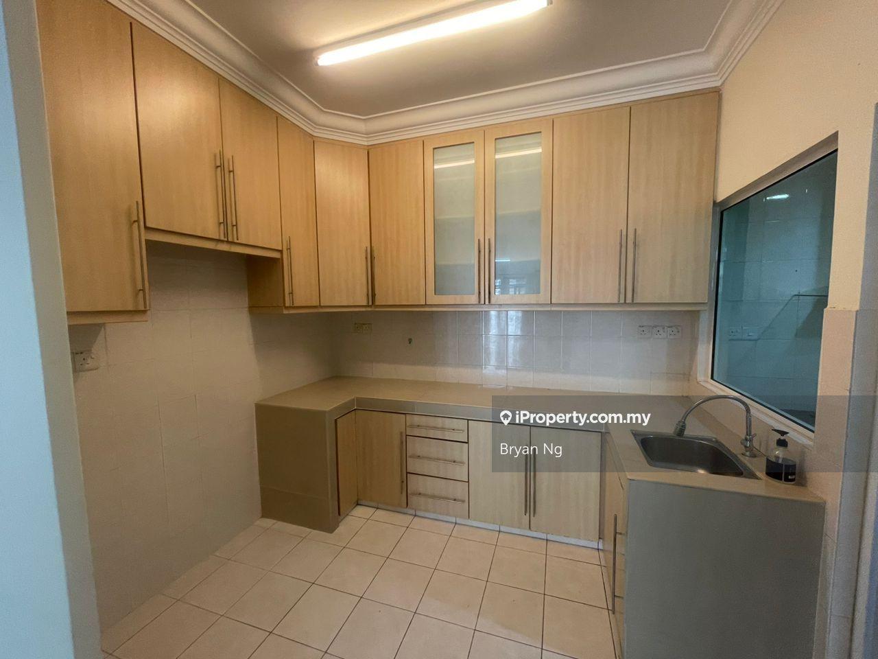 Below Market Value , Good Condition, Covered Car Park , Facing Block 