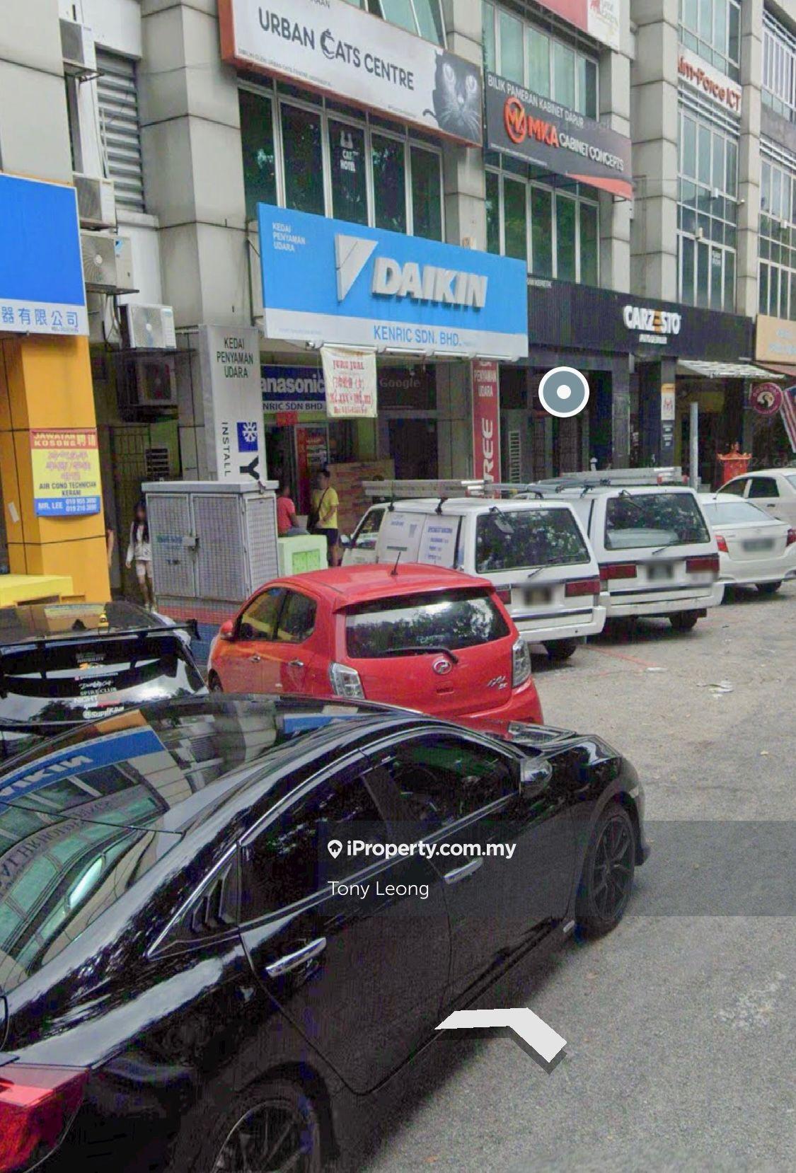 Bandar puteri puchong shop for rent