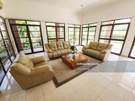 Putrajaya IOI resorty 2 storey bungalow with fully furnished for Rent 