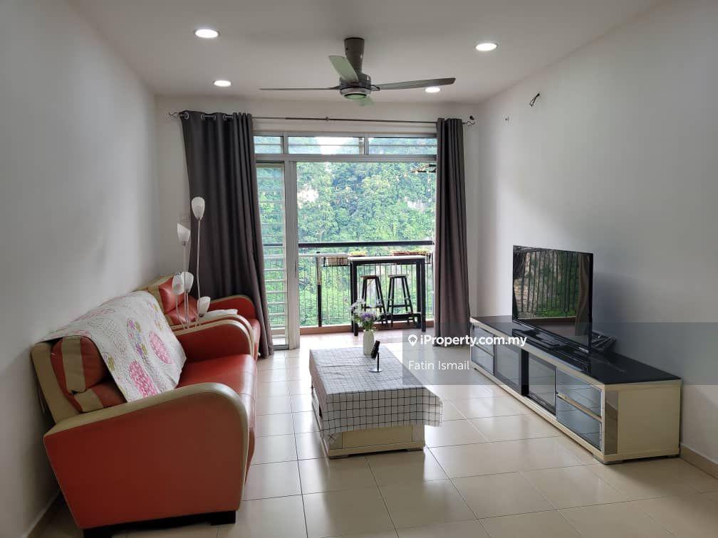 Cheapest furnished unit with nice balcony view. Good location!
