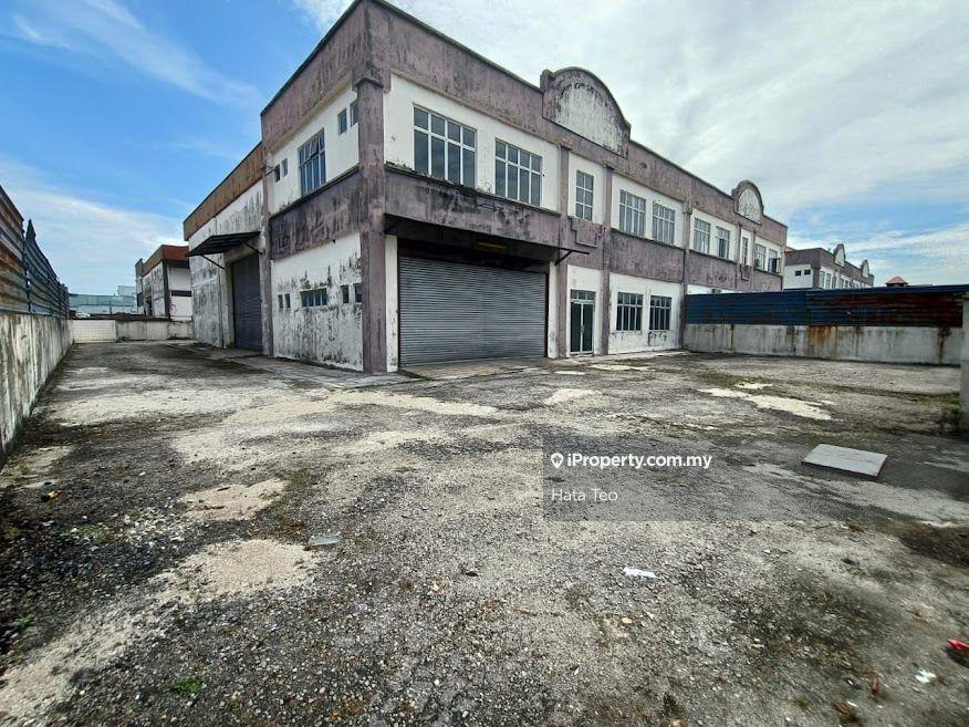 Meru Klang @1.5 Sty Semi-D Factory For Rent