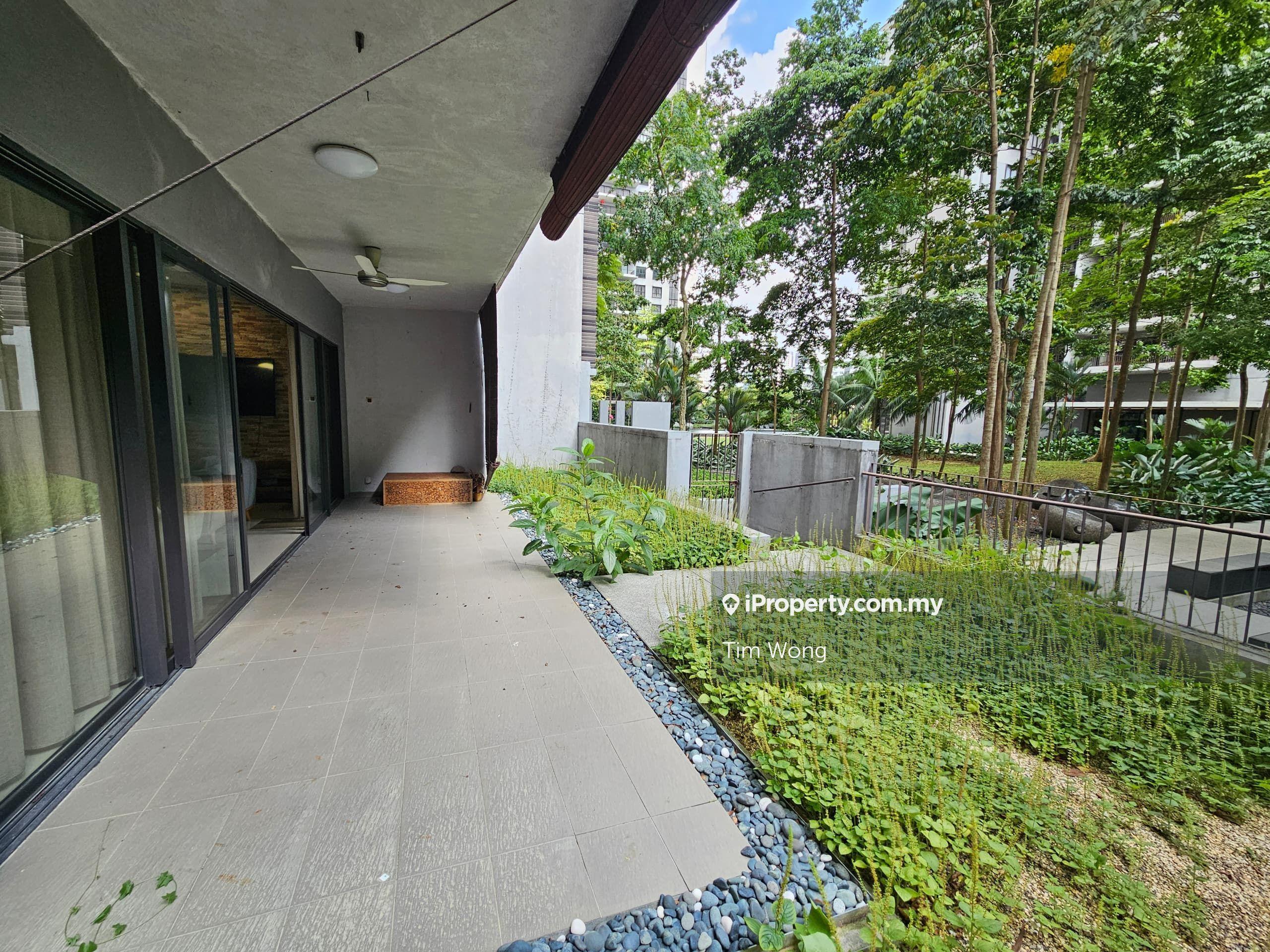 Rare garden unit! Direct access to pool, garden, and facilities