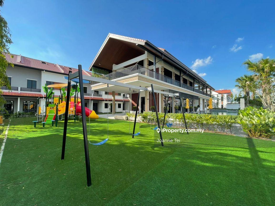 Terrace house for Sale