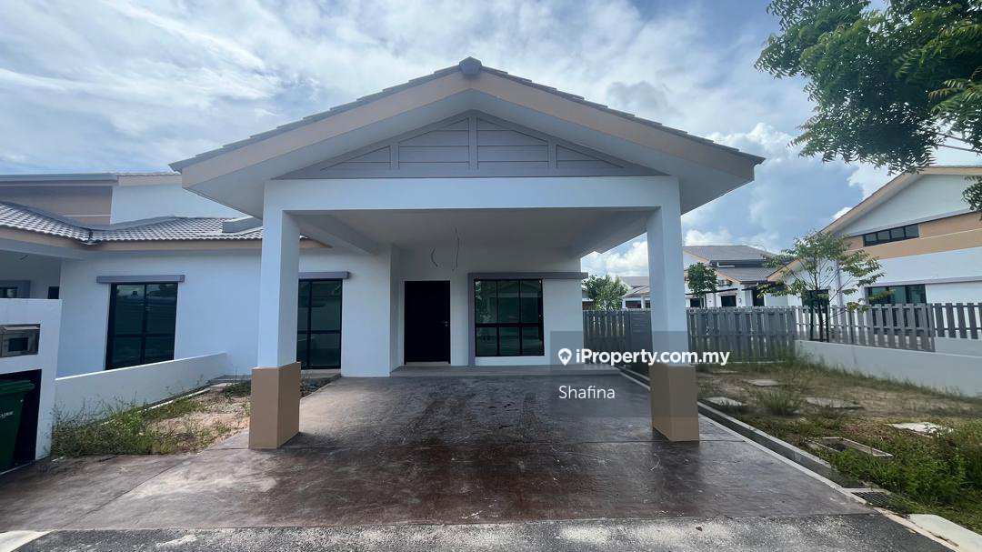 New House semi d corner lot