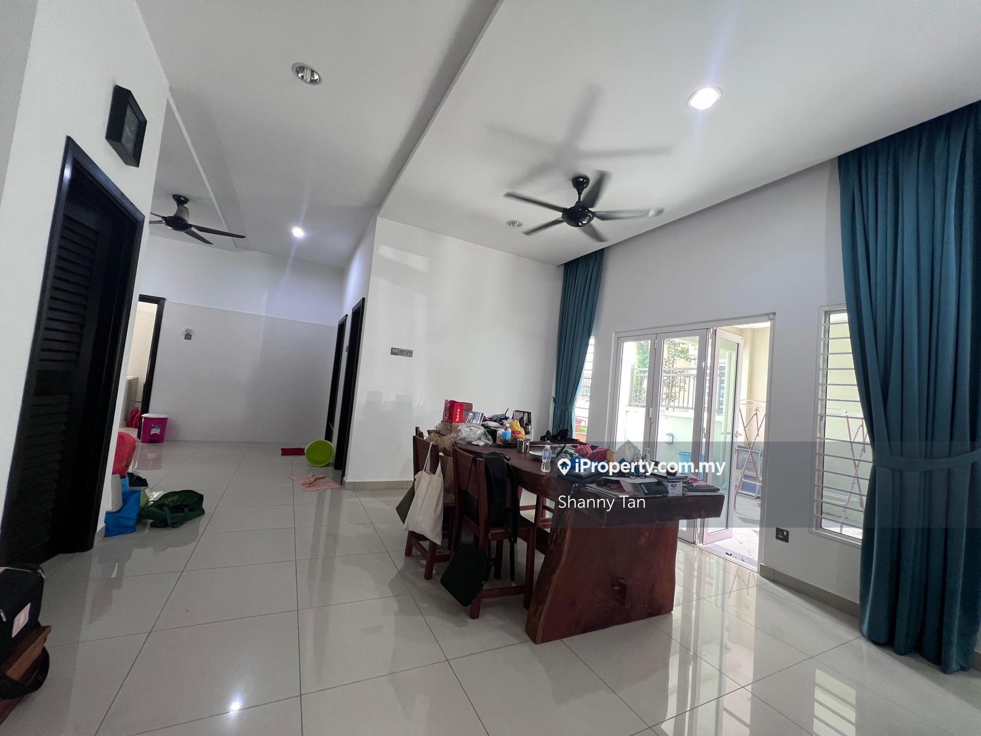 Facing South West, Move in Condition