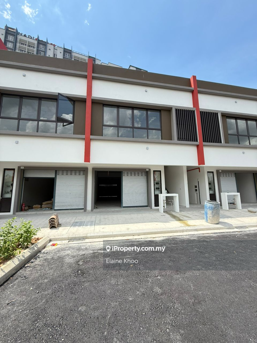 Brand New 2sty Shoplot in Laman Idaman Bukit Jelutong 22x70 First Floo