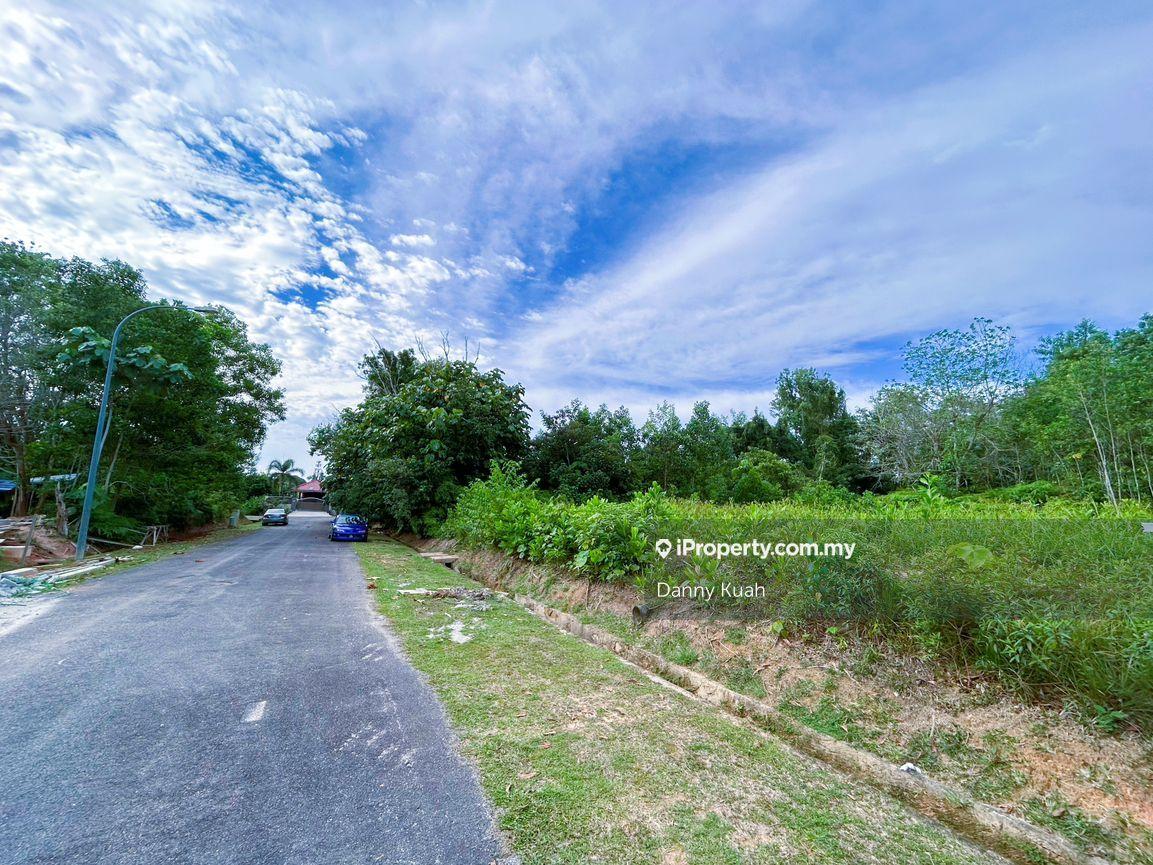 Gated Guarded Residents Bungalow Land 80x80 Orna Resot Bemban Melaka
