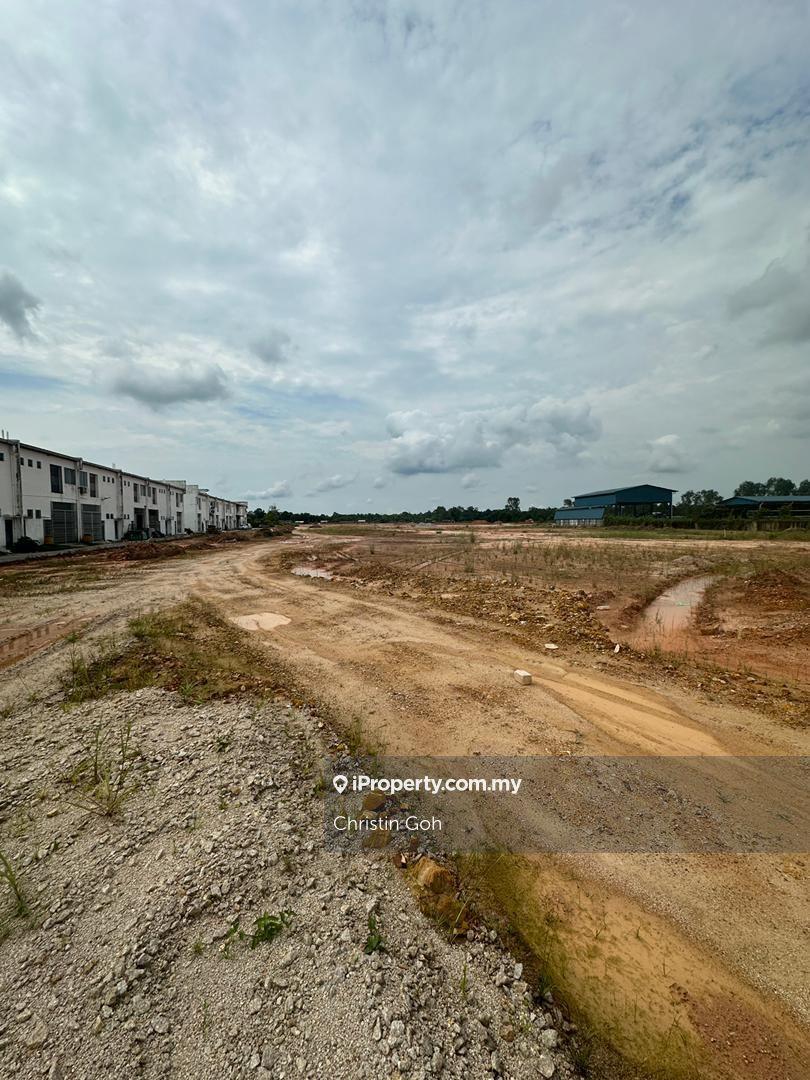 Pontian @ Medium-Sized Industrial Land -Big Land