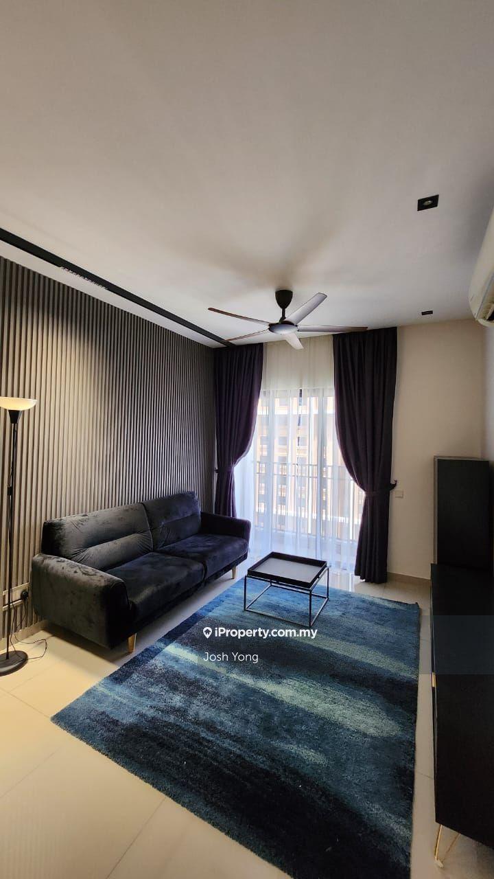Well condition fully furnished unit