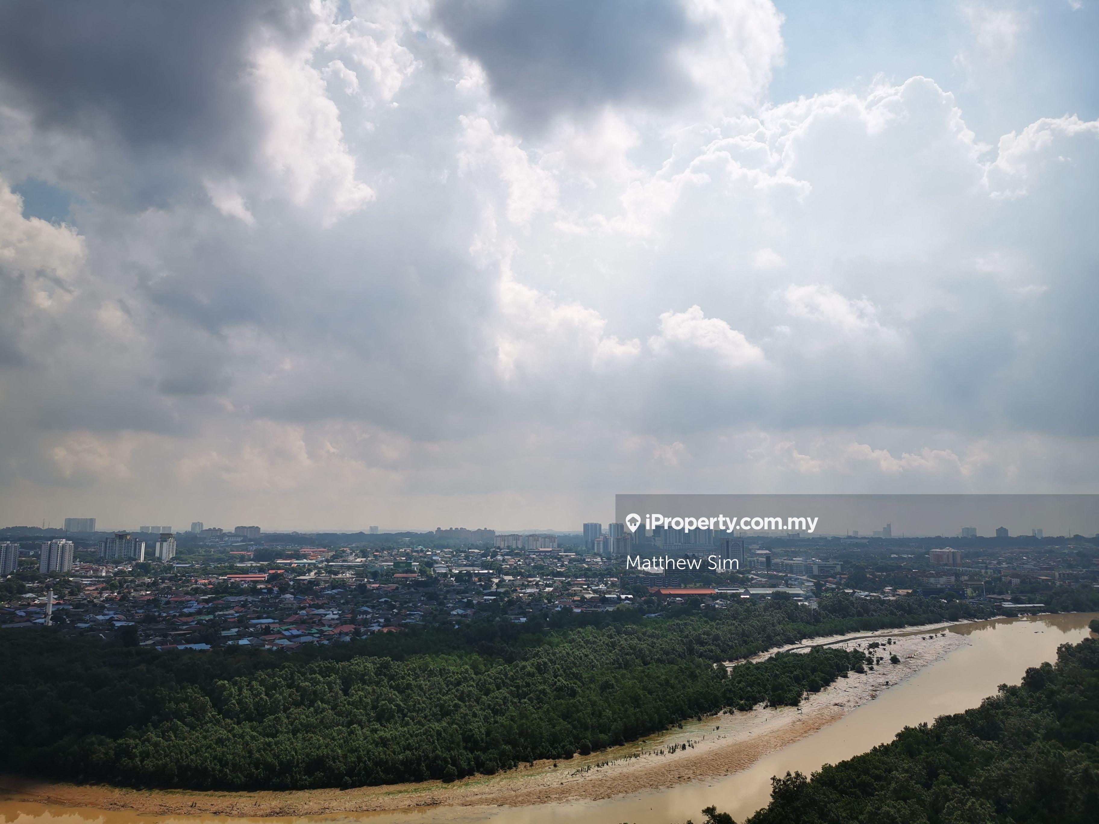 Brand New Unit 8scape Residence @ Sutera/Taman Perling, Johor Bahru!