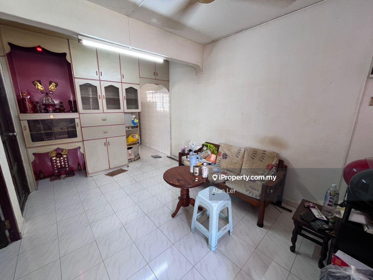 Tun Aminah Low-Cost Flat For Sale