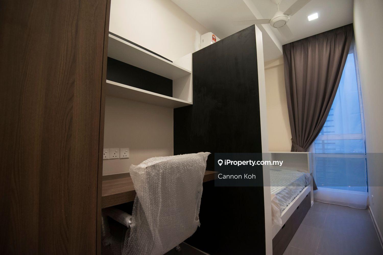 Garden Plaza Cyberjaya 2 plus 1 room 2 bathroom