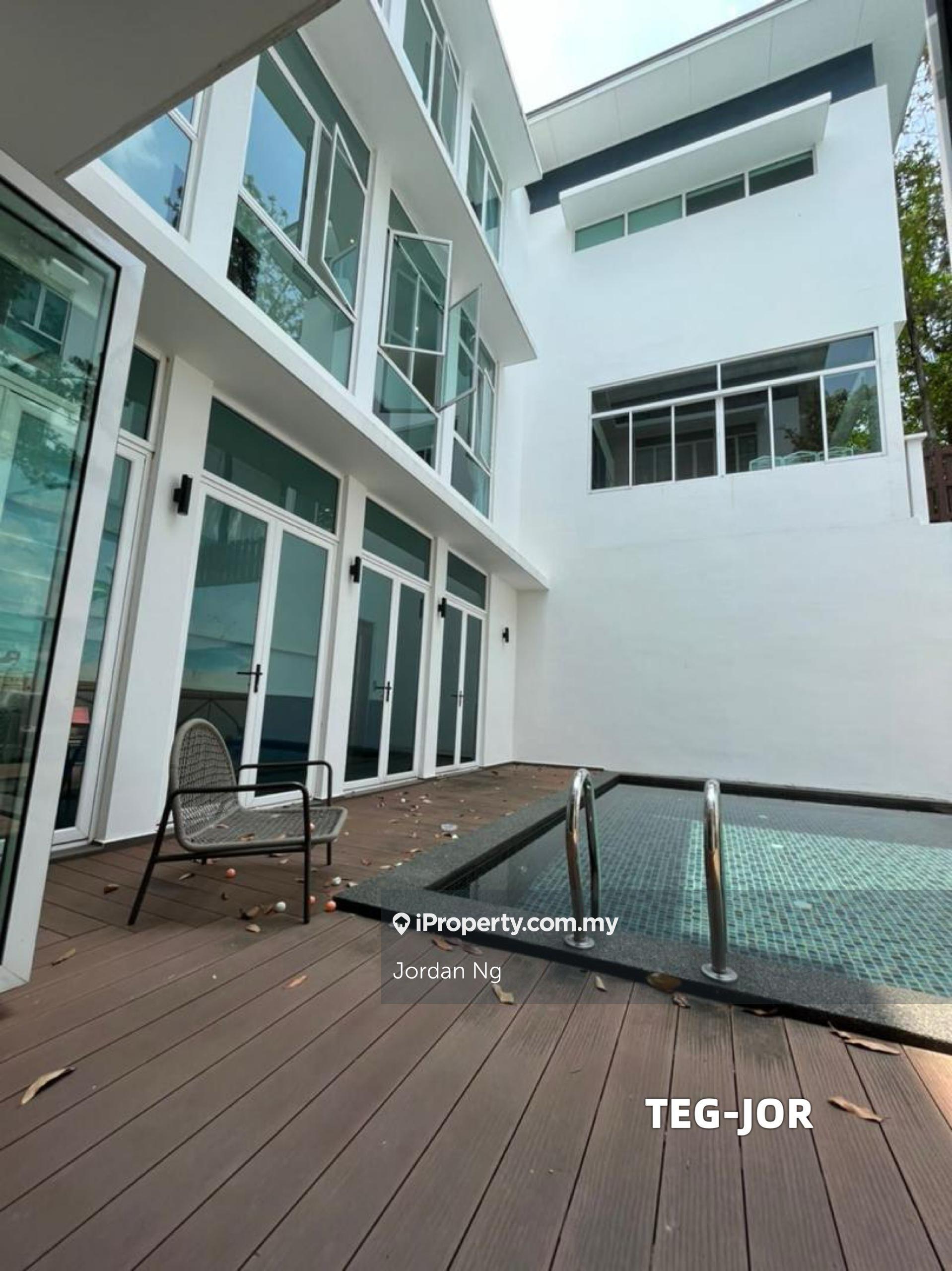 Setia Eco Park, Setia Tropika 3 Storey Lake View Bungalow with Lift