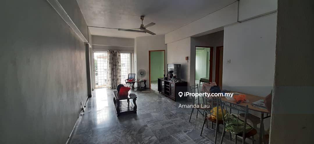 Teratai Mewah Apartment for Rent 