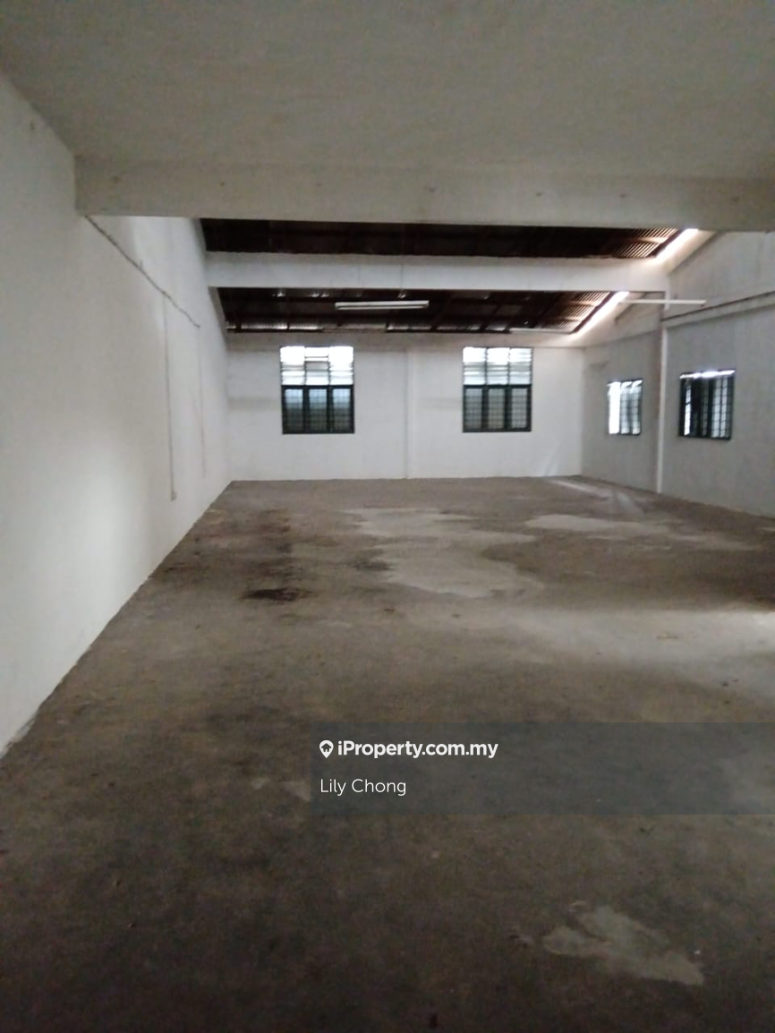 Semi Detached factory for Sale