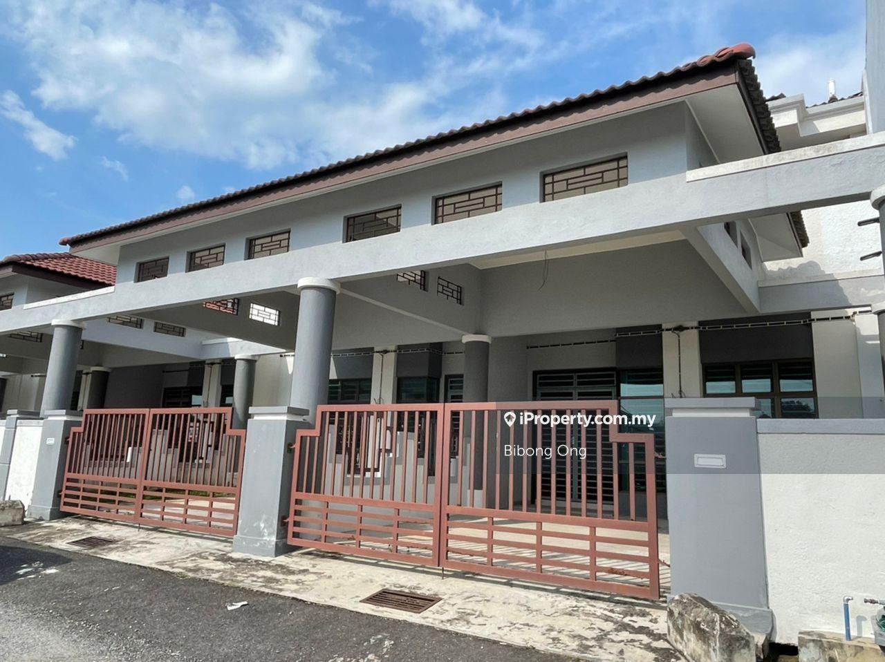 For Sale(Ayer Keroh Double Storey)