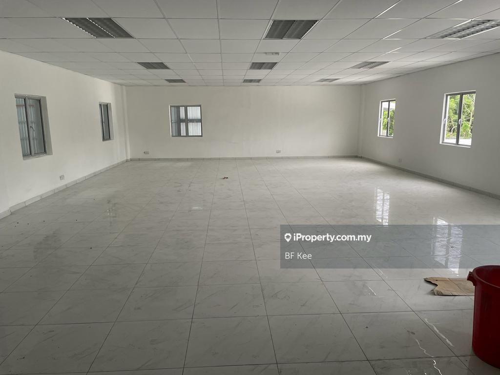 Detached Factory for sale, 2 mins to highway without traffic jam