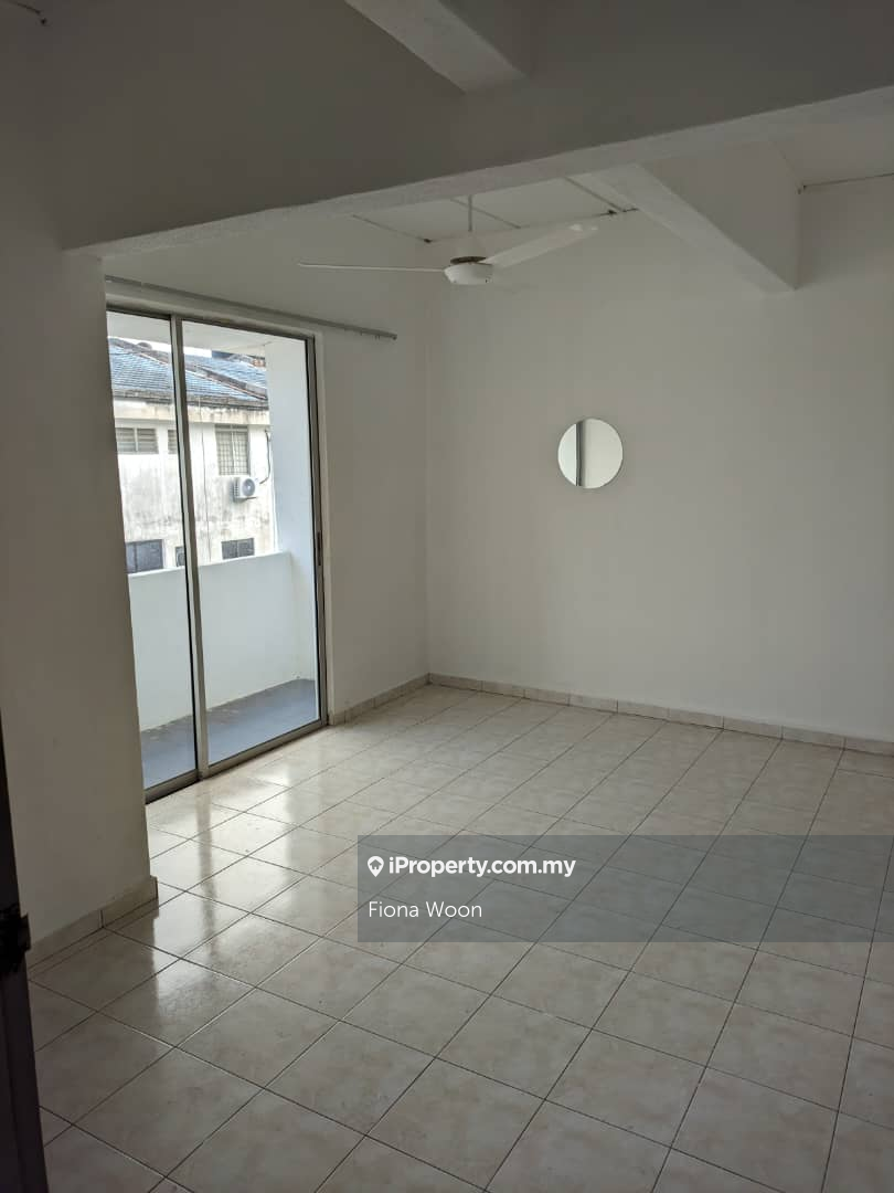 Duplex Apartment For Sale Pangsapuri Kota Laksamana Utama, Melaka