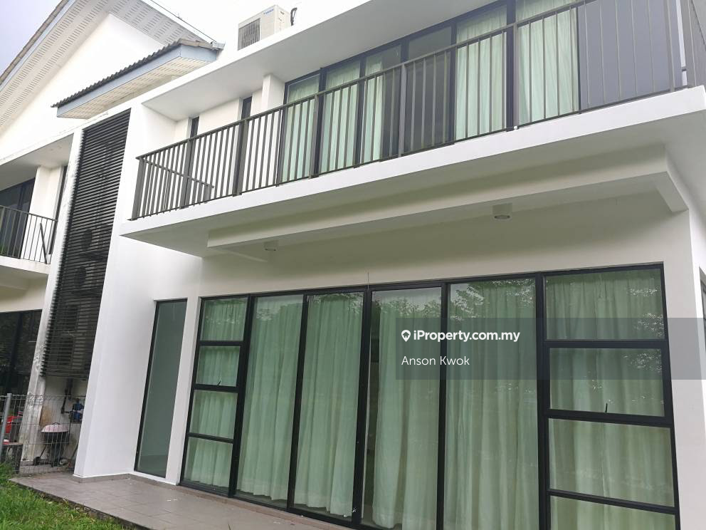 Senibong Cove Wateredge Residences Semi-D