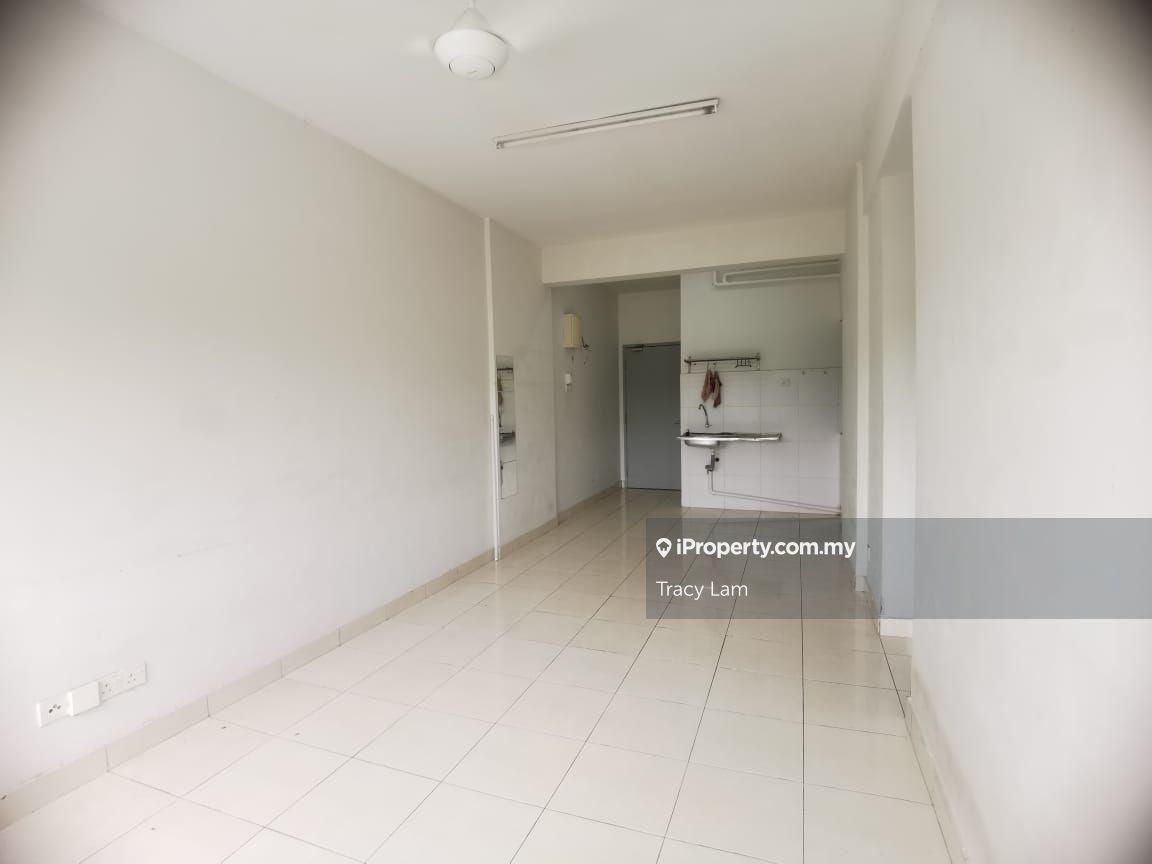 Suria Ixora Apartment Basic Unit & Affordable Rate, 3r2b for Rent Now
