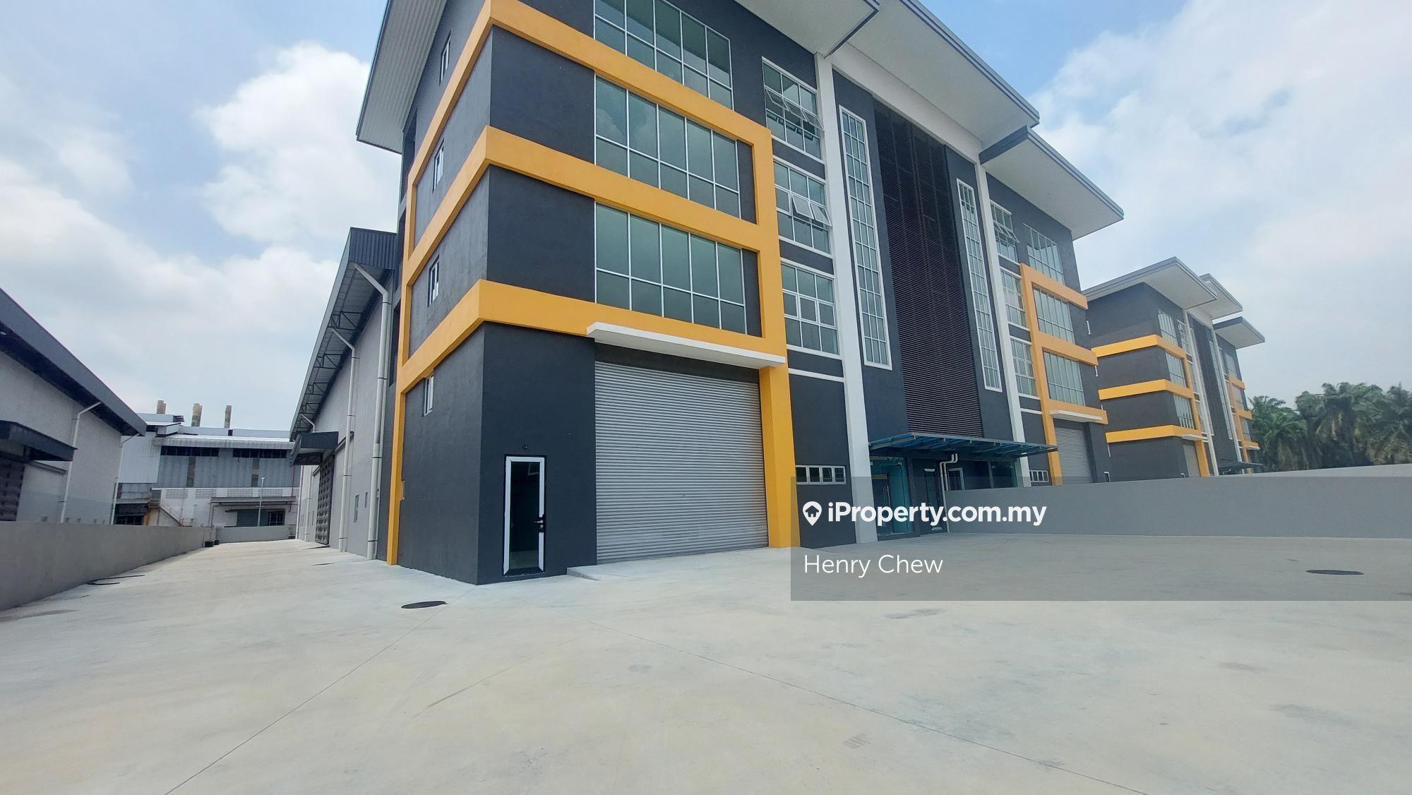 Kapar Meru new factory bu 14ksft with 400amp for rent