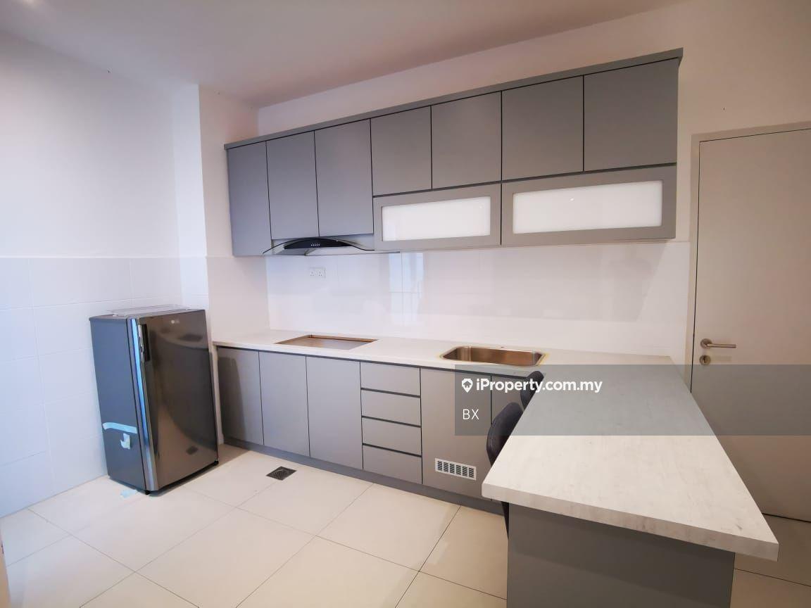 Royal Richmond Green Height For Sale