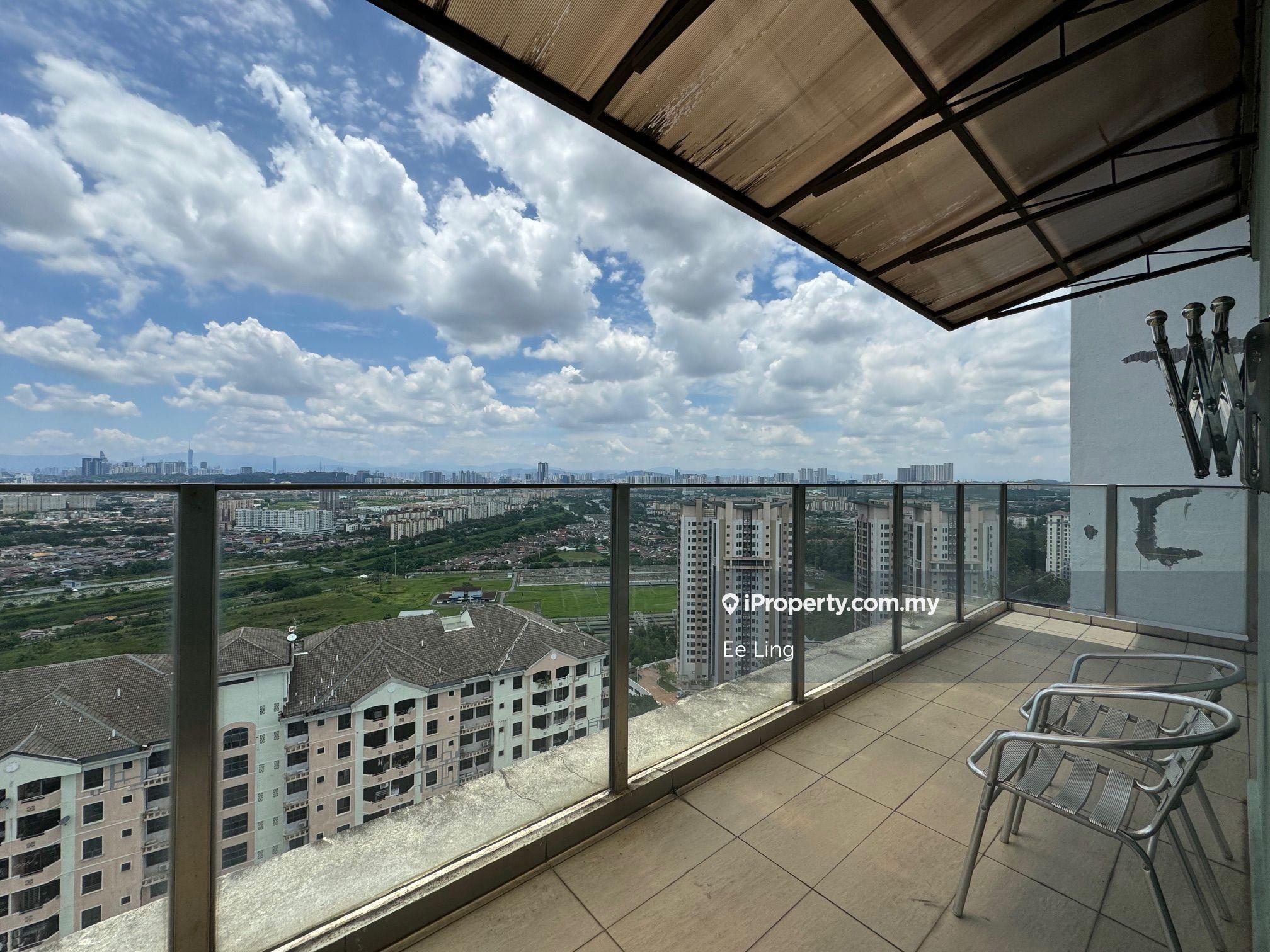 Puchong atmosfera condo duplex penthouse 3carpark, 2533sqft for sale
