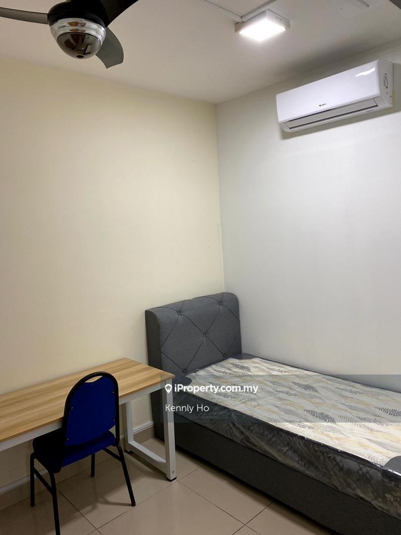 Single room mix gender fully furnished for rent