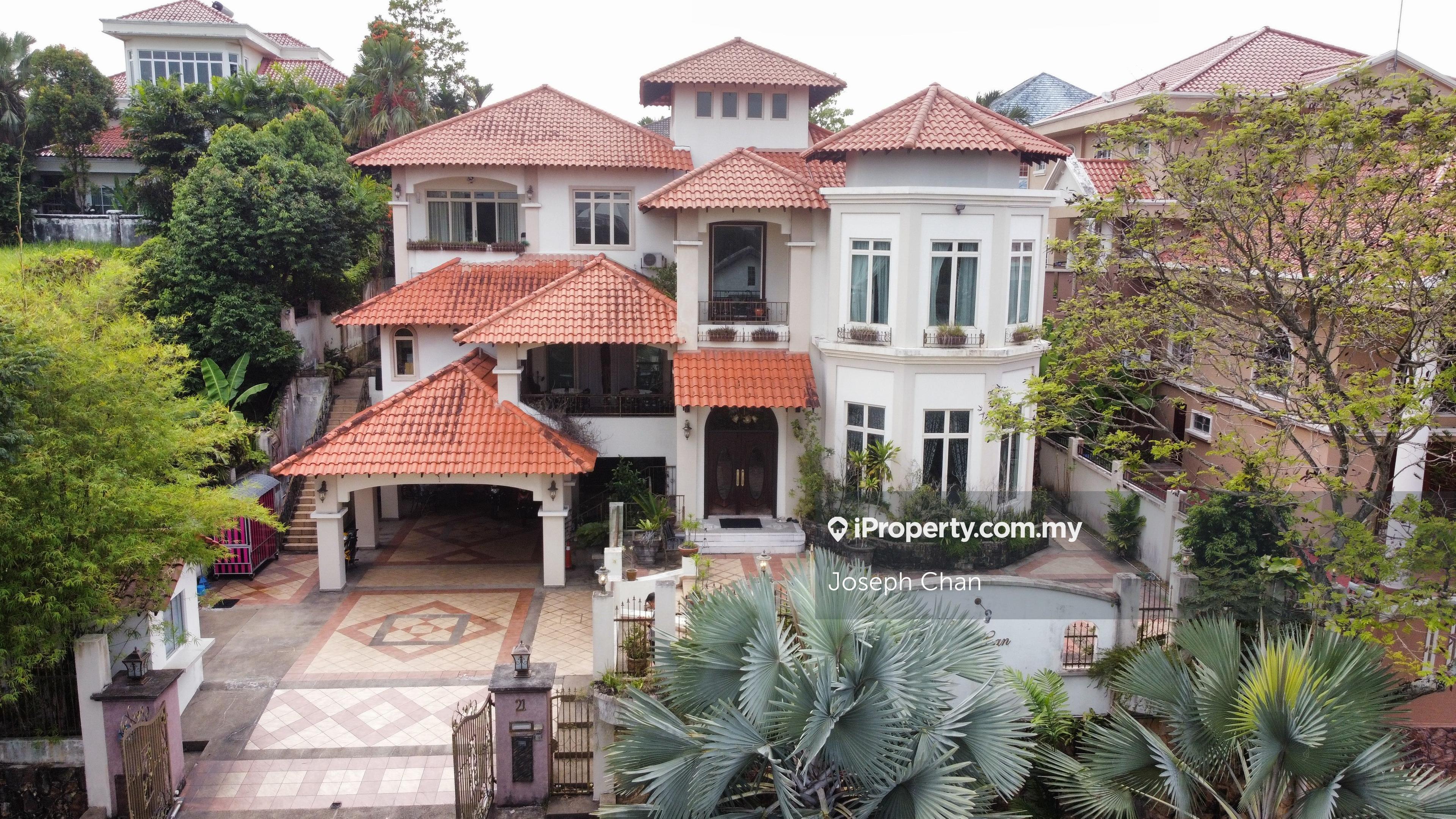 3 Storey Bungalow Section 9 Shah Alam Facing Mosque