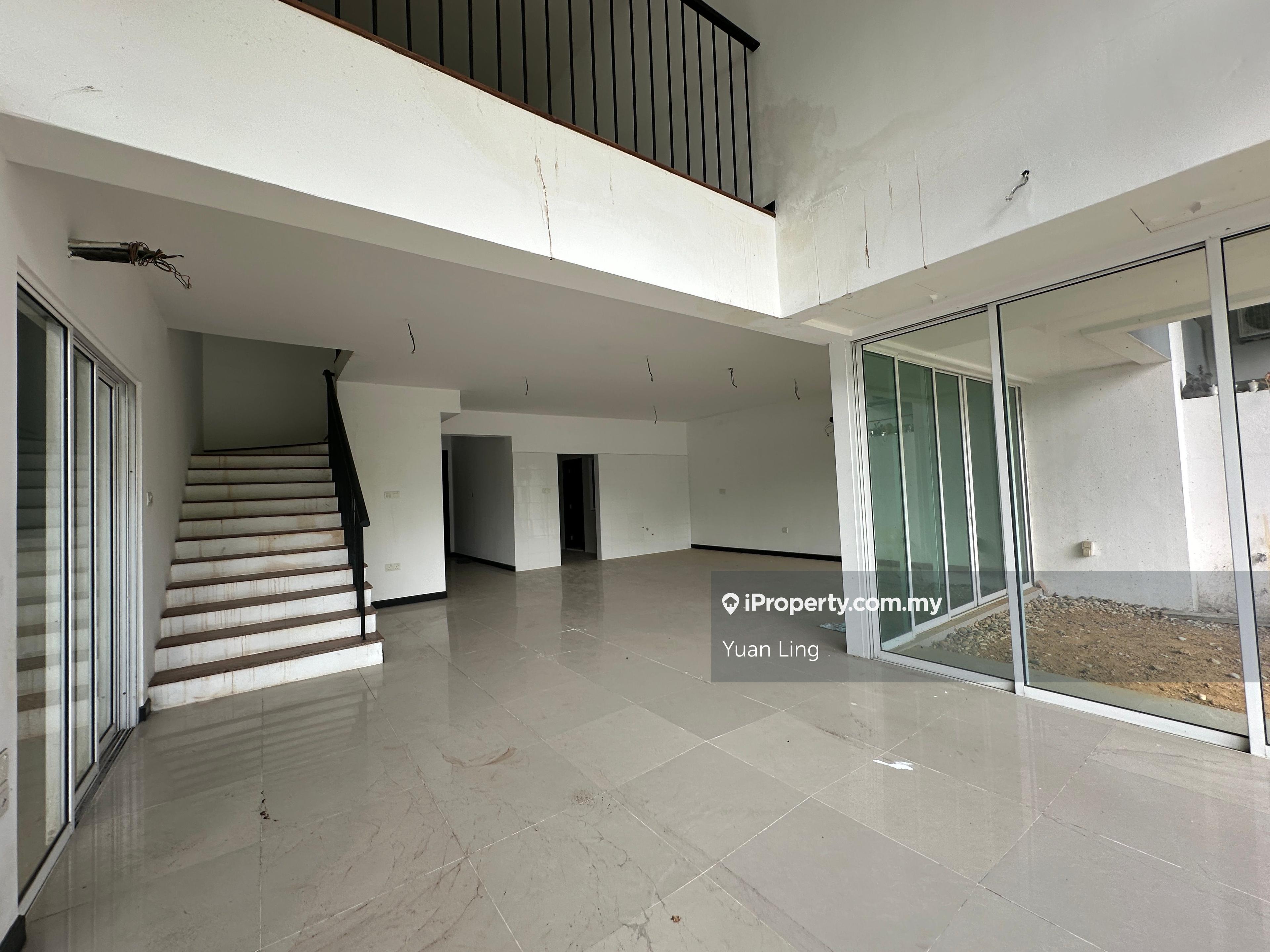 Brand New Corner Unit Great Value Armanee Terrace 2 Residence