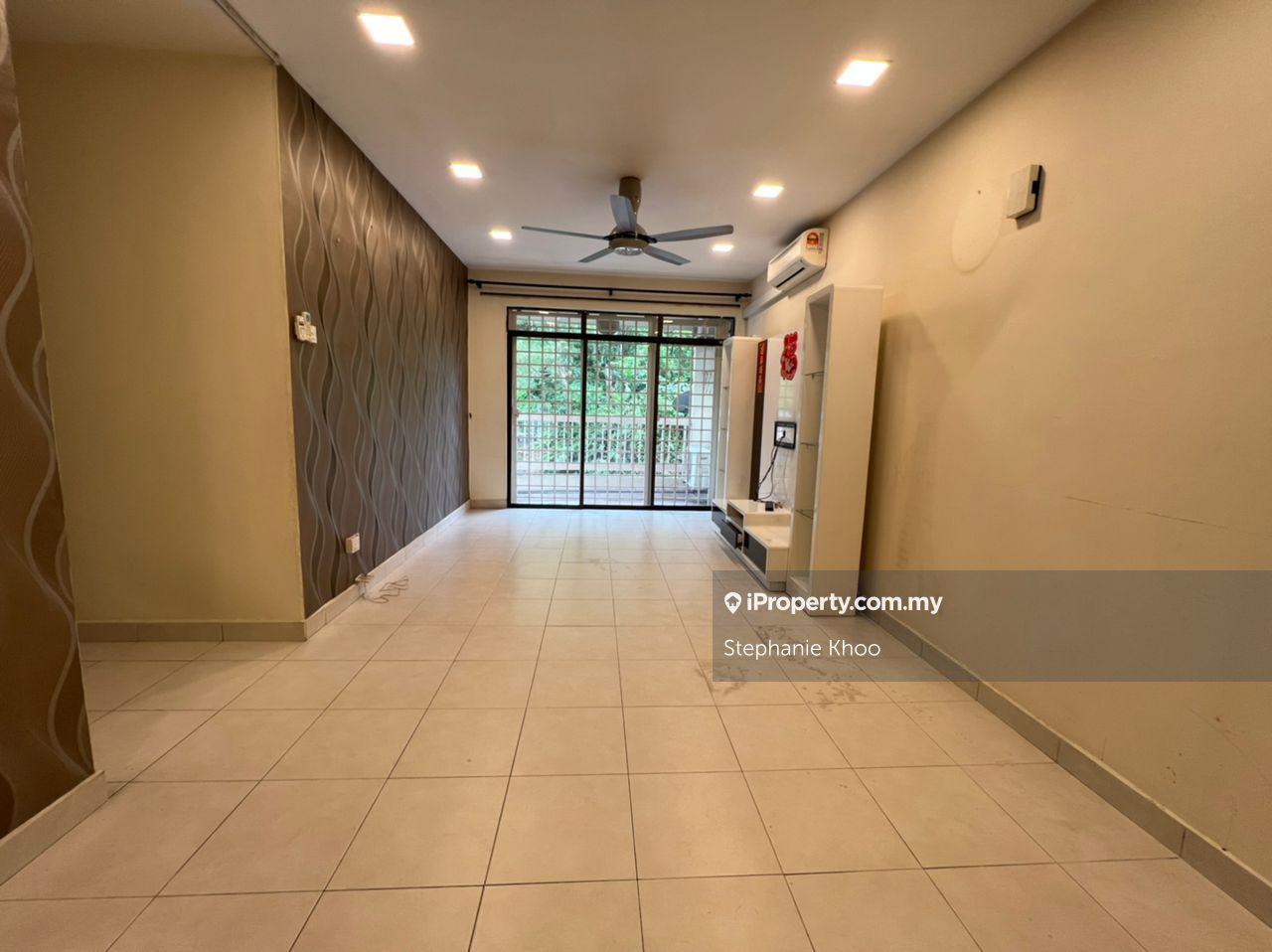 Kipark condo Renovated Low Density Well maintain Selayang